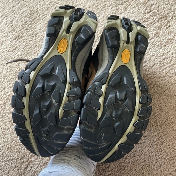 Vasque Mantra Women’s Hiking Shoe 8.5 Olive/Taupe Leather Trail Boot Vibram Sole - Picture 8 of 14